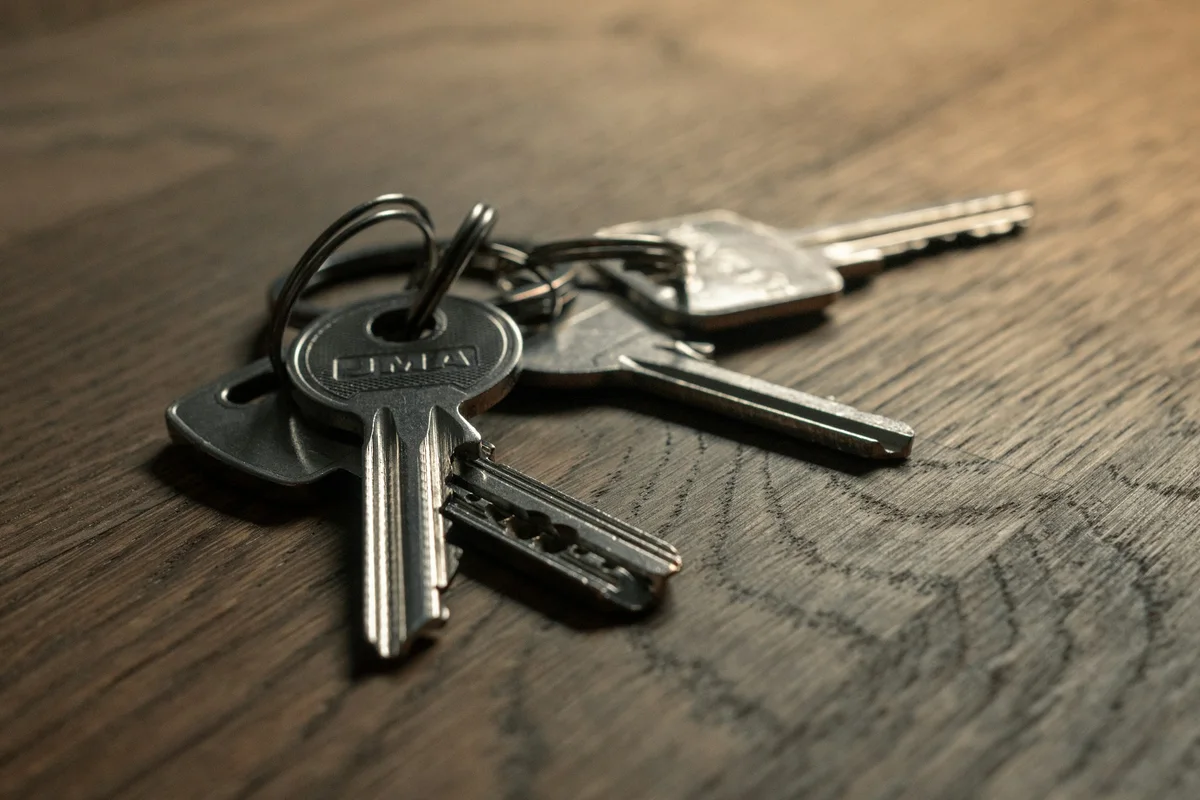 Làm chìa khoá